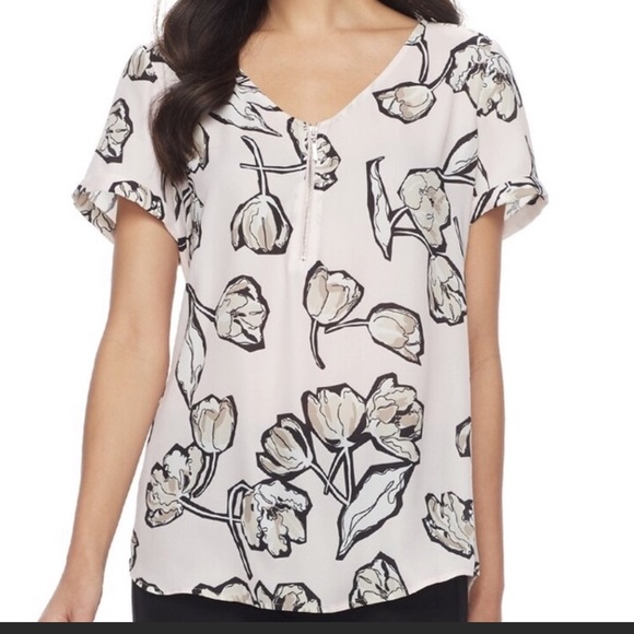 Apt. 9 Tops - Pink blush flower top